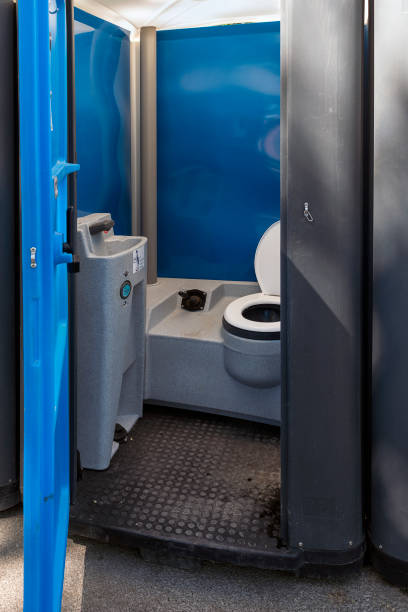Best Porta potty rental near me  in Hackettstown, NJ